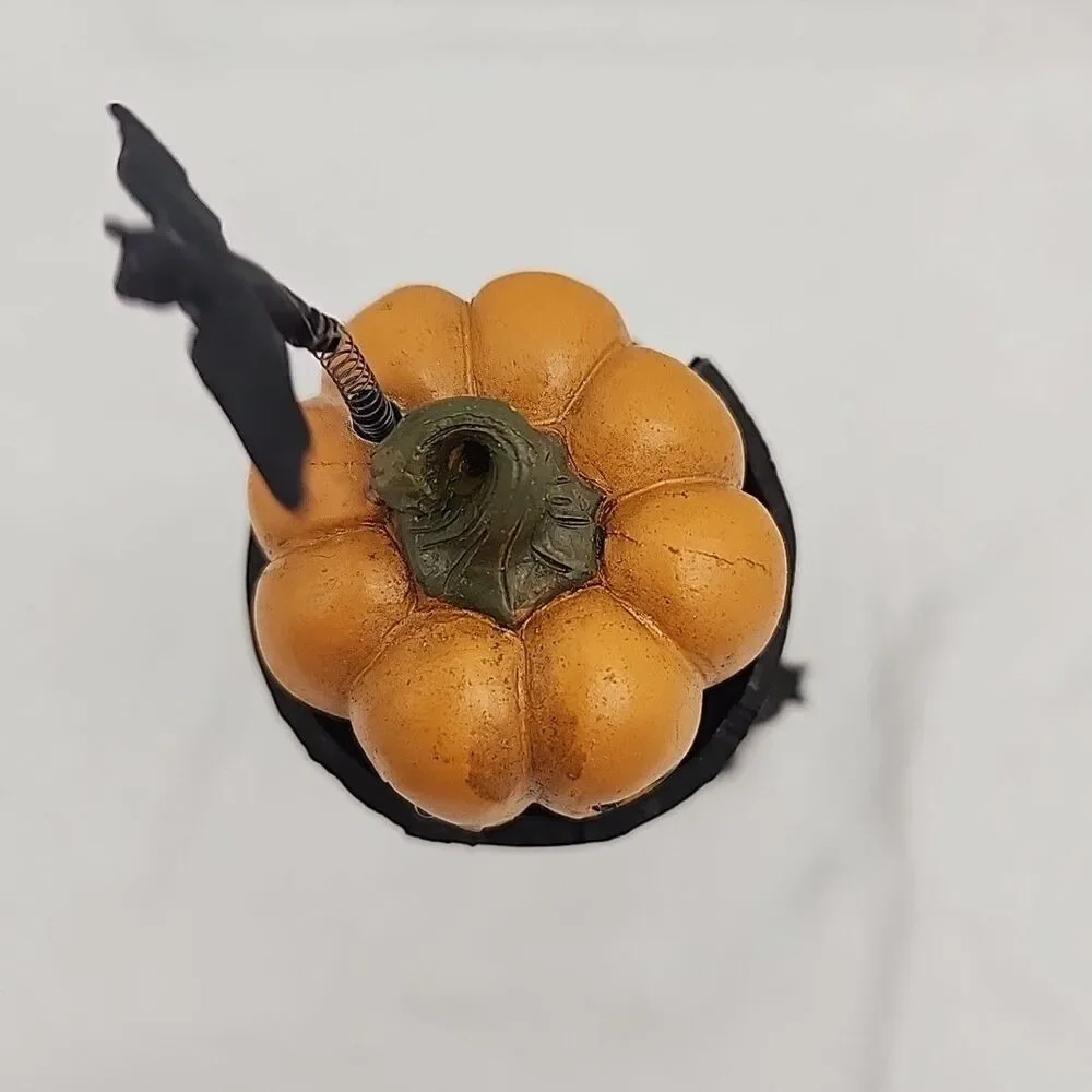 House Pumpkin Water Tower LED Spooky Jack-o'-Lantern Halloween FG Square